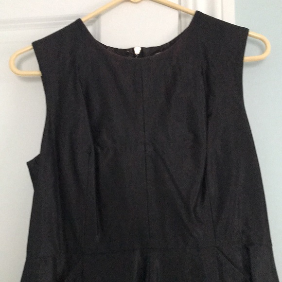 Fun and flirty - Picture 2 of 4